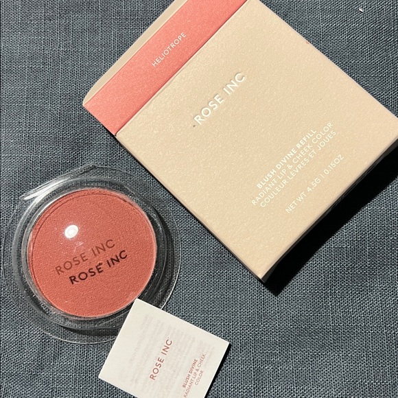 NIB Makeup Bundle - Picture 10 of 12